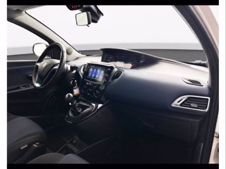 LANCIA Ypsilon 1.0 firefly hybrid platino s&s 70cv