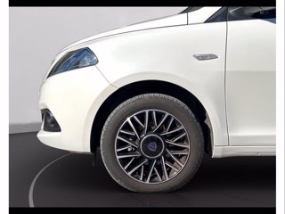 LANCIA Ypsilon 1.0 firefly hybrid platino s&s 70cv
