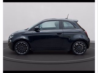 FIAT 500e 42 kwh la prima