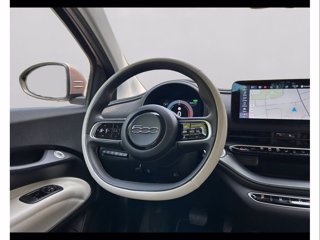 FIAT 500e 3+1 42 kwh la prima