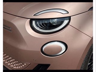 FIAT 500e 3+1 42 kwh la prima