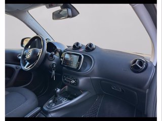 SMART Fortwo cabrio eq passion 4,6kw