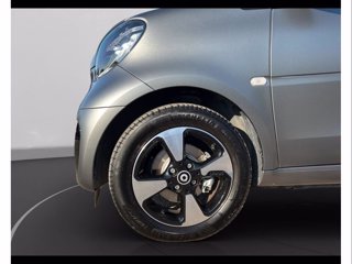 SMART Fortwo cabrio eq passion 4,6kw
