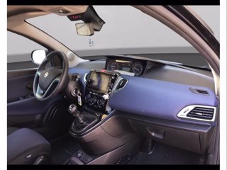 LANCIA Ypsilon 1.0 firefly hybrid platino s&s 70cv