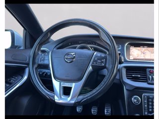 VOLVO V40 2.0 d2 business my17