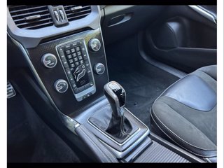 VOLVO V40 2.0 d2 business my17