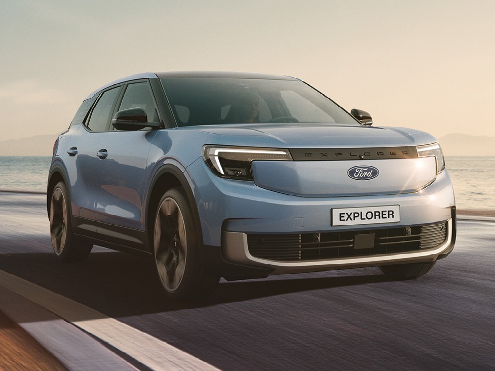 Nuovo Explorer Standard Range RWD